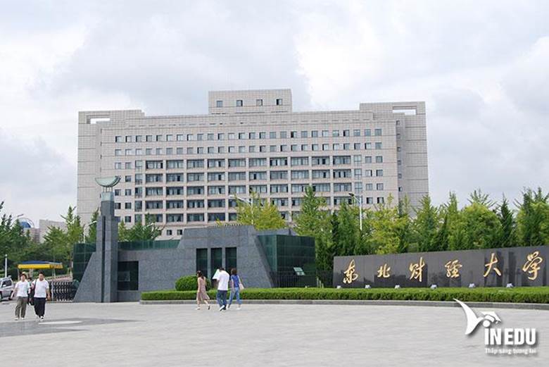 Chọn trường là một trong những điều cần lưu ý khi du học Trung Quốc vô cùng quan trọng